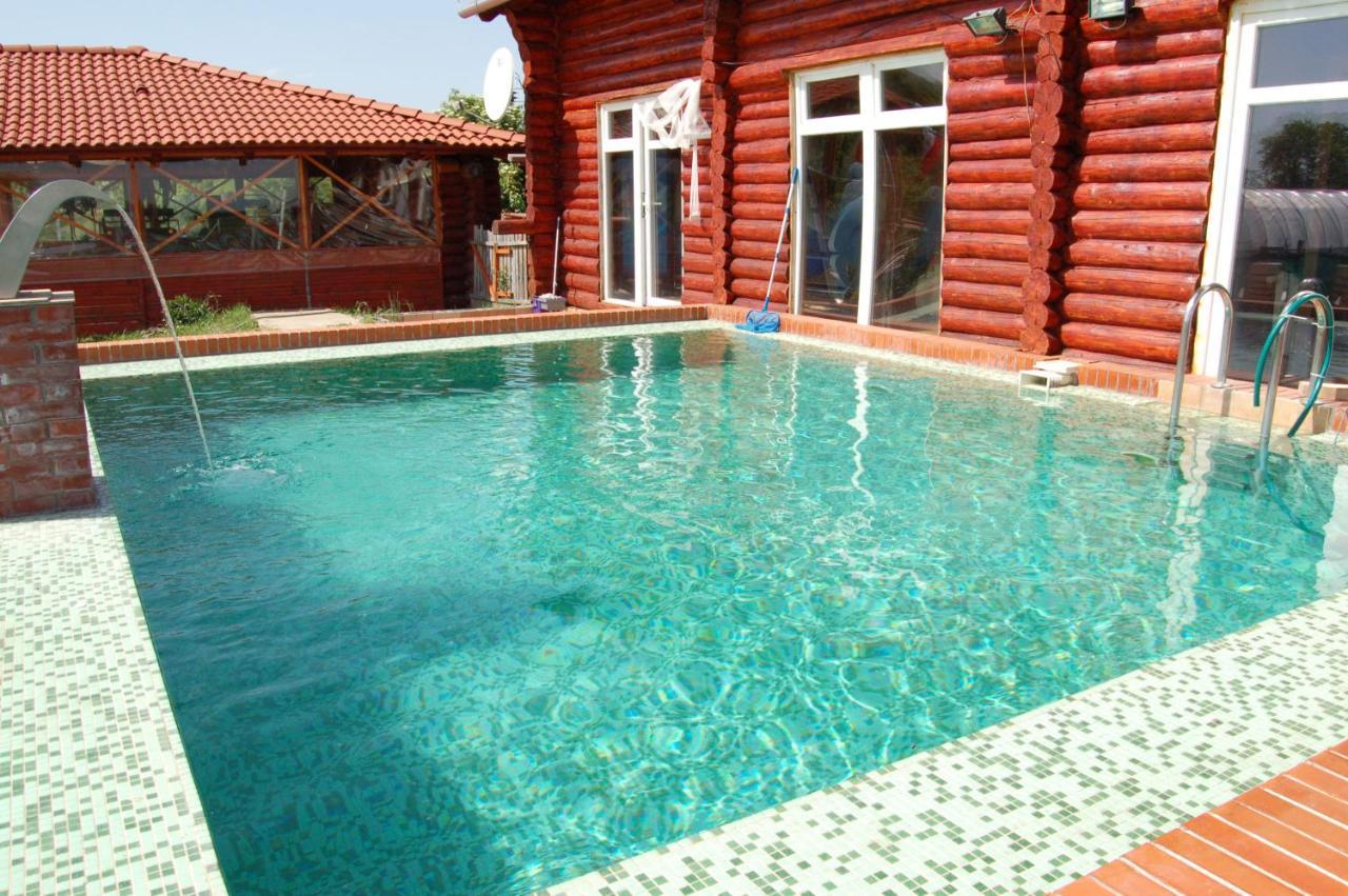Roenk-Wellness Panzio Mezopeterd Bed & Breakfast Luaran gambar
