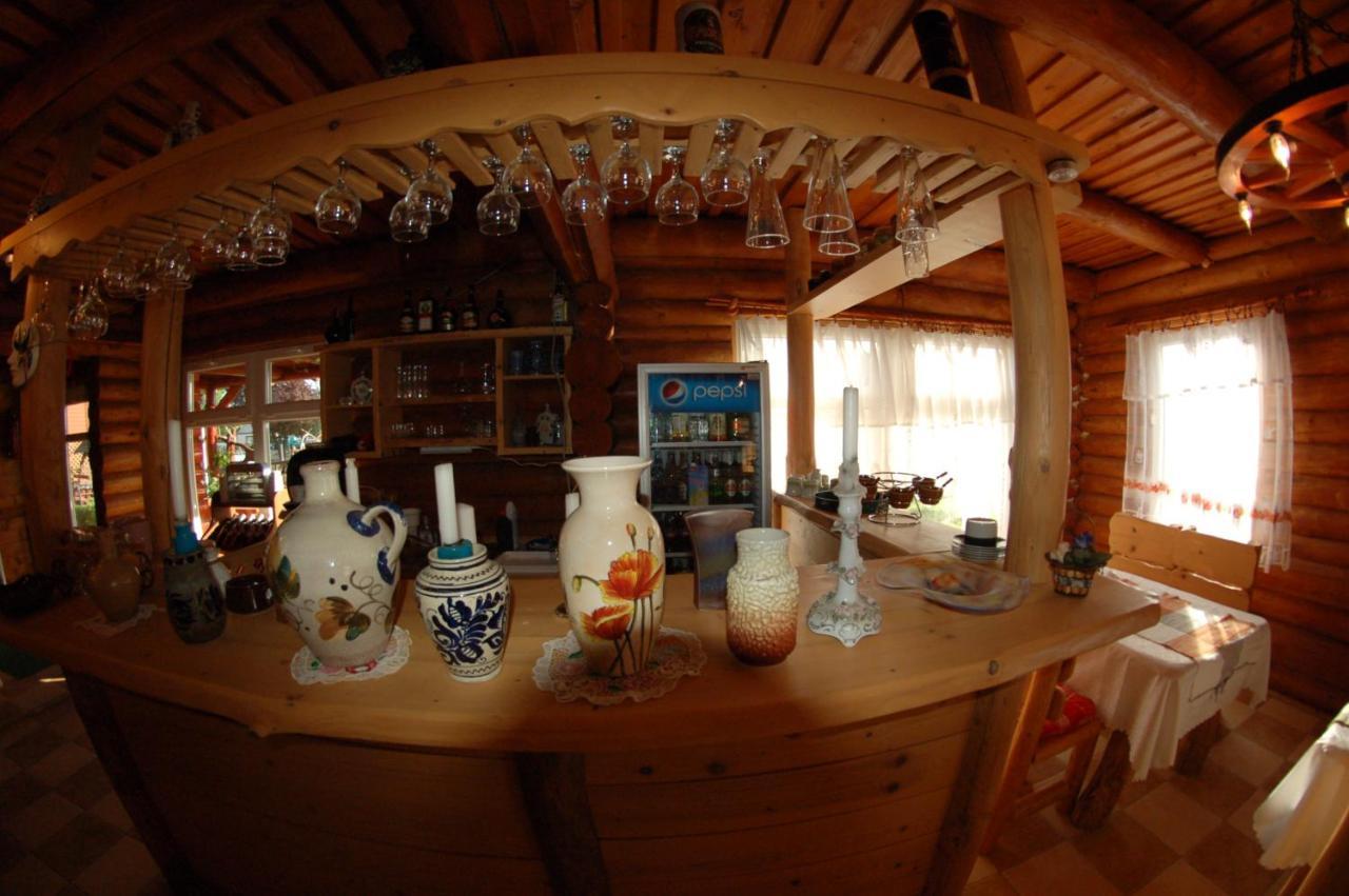 Roenk-Wellness Panzio Mezopeterd Bed & Breakfast Luaran gambar