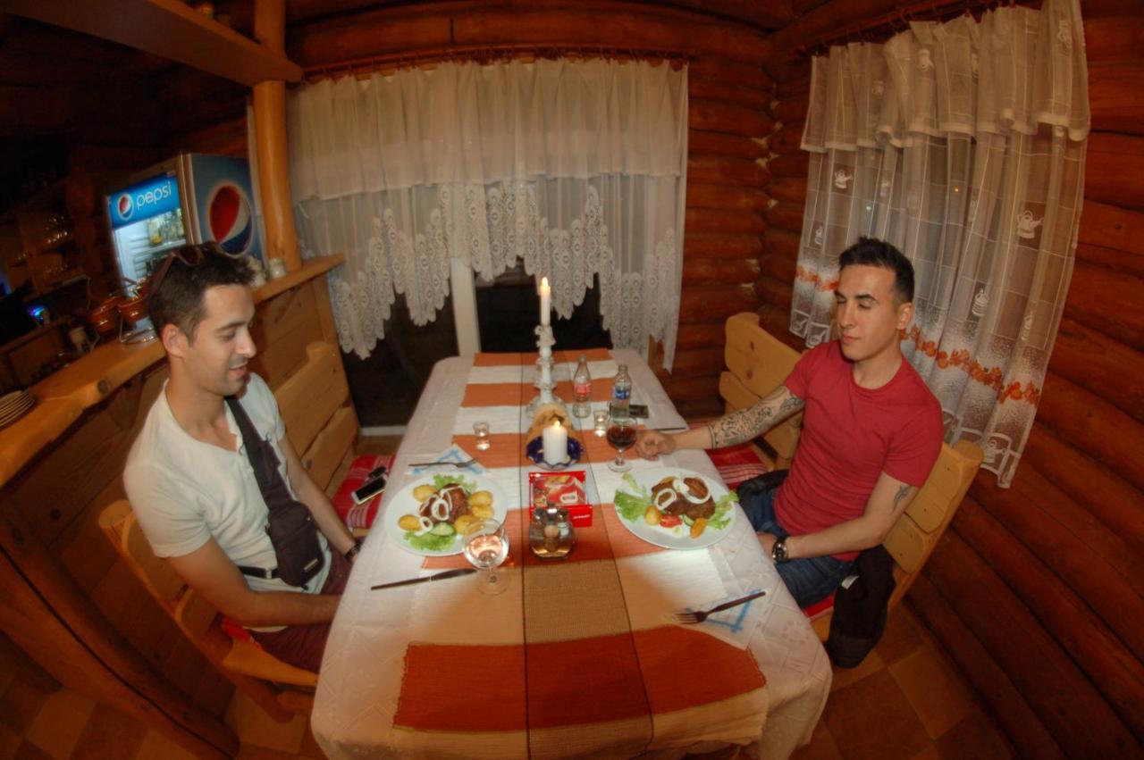 Roenk-Wellness Panzio Mezopeterd Bed & Breakfast Luaran gambar